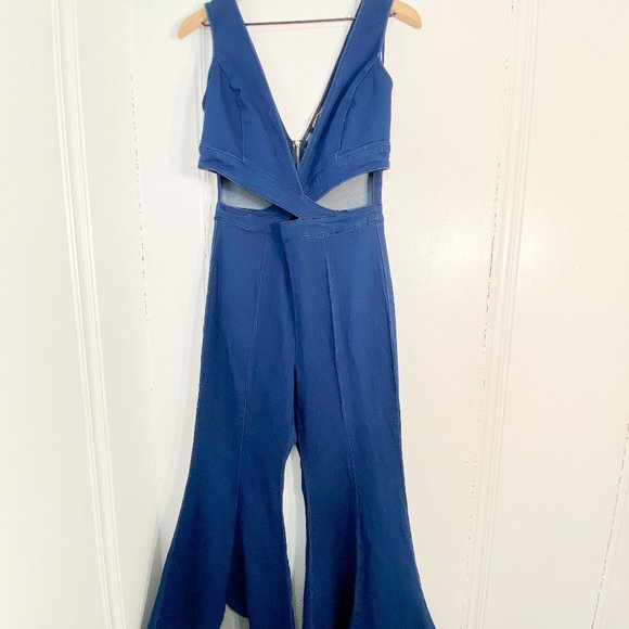 ❌SOLD❌ Bell Bottom Jumpsuit - Picture 1 of 3